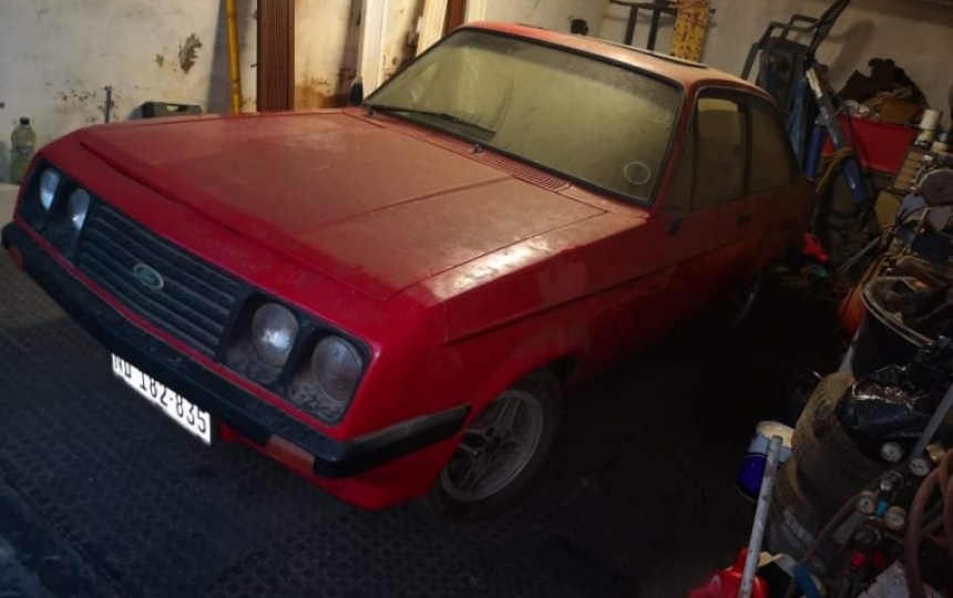 Escort RS2000 Car Cave Scotland Used Cars in Midlothian, Edinburgh